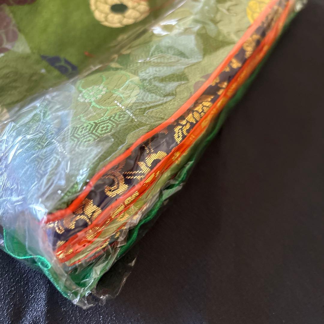 伝統的 雛人形 木箱入　豪華で綺麗