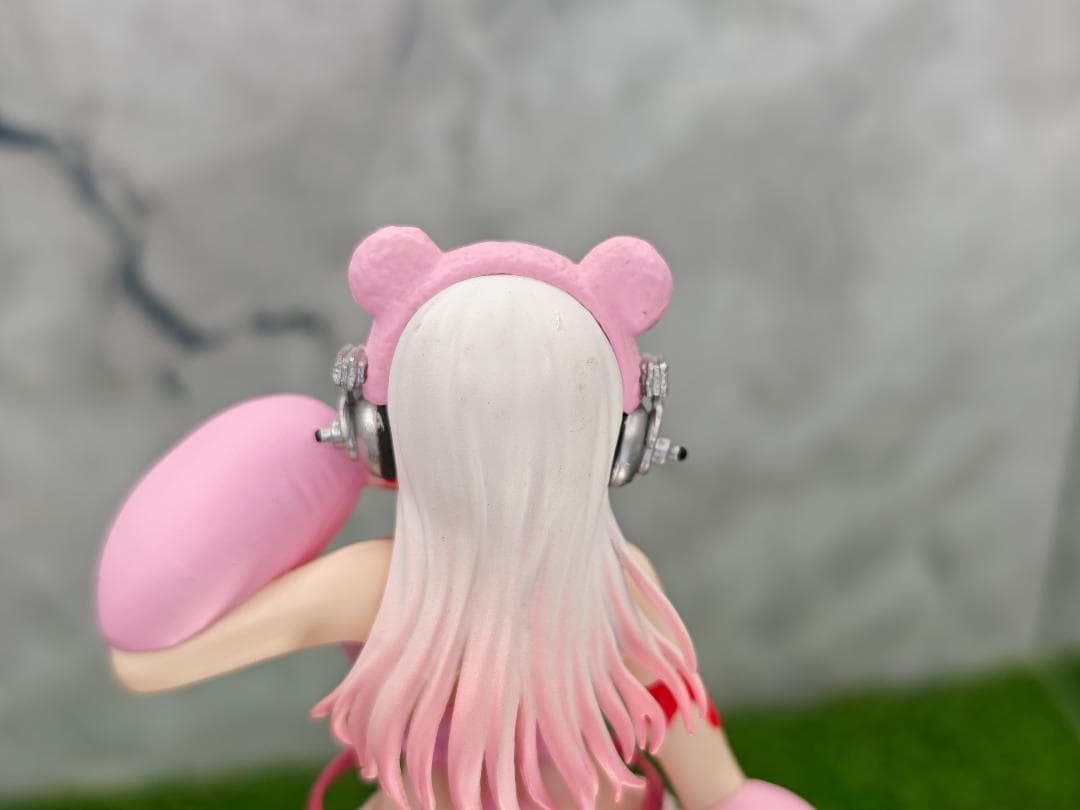 GRG × すーぱーそに子 レースクィーンフィギュア＆タイトー制服フィギュア