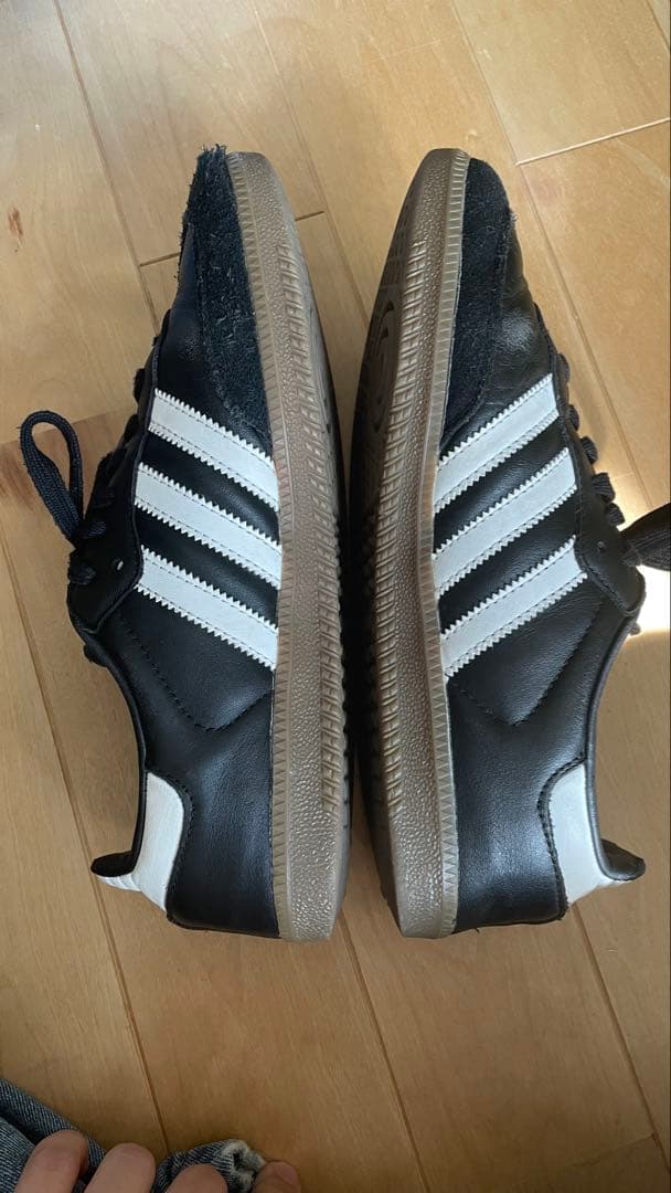 adidas スリーストライプ 黒シューズ sanba OG 27.5