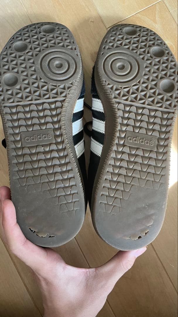 adidas スリーストライプ 黒シューズ sanba OG 27.5
