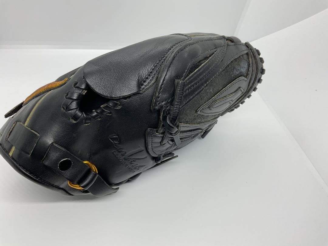 NIKE ナイキ　軟式グローブ SIGNATURE MODEL