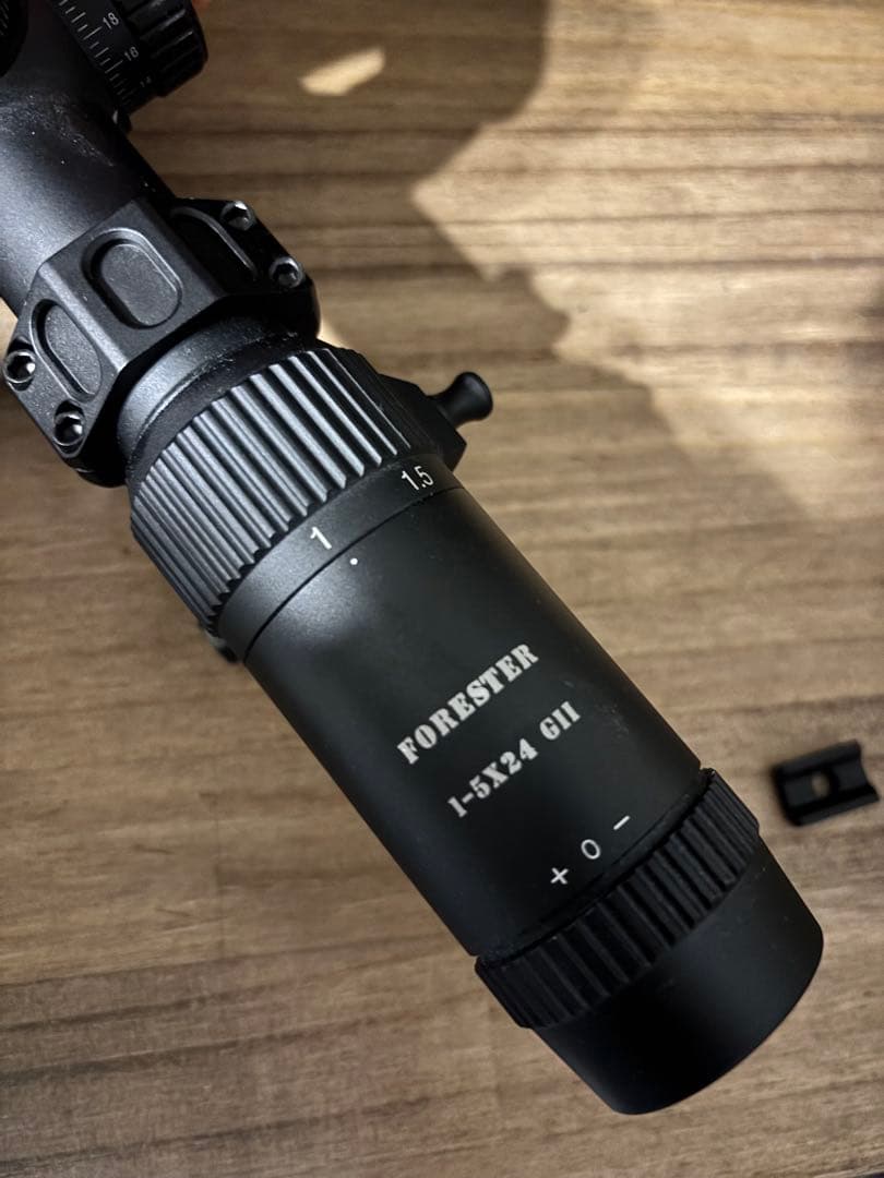 Vector Optics Forester 1-5x24 GII 光学サイト