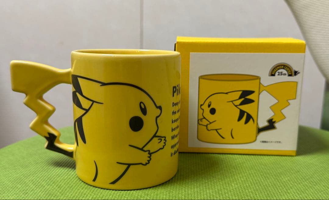 ポケモンセンター 25周年 ピカチュウマグカップ ヨコノート 2種セット　日本製