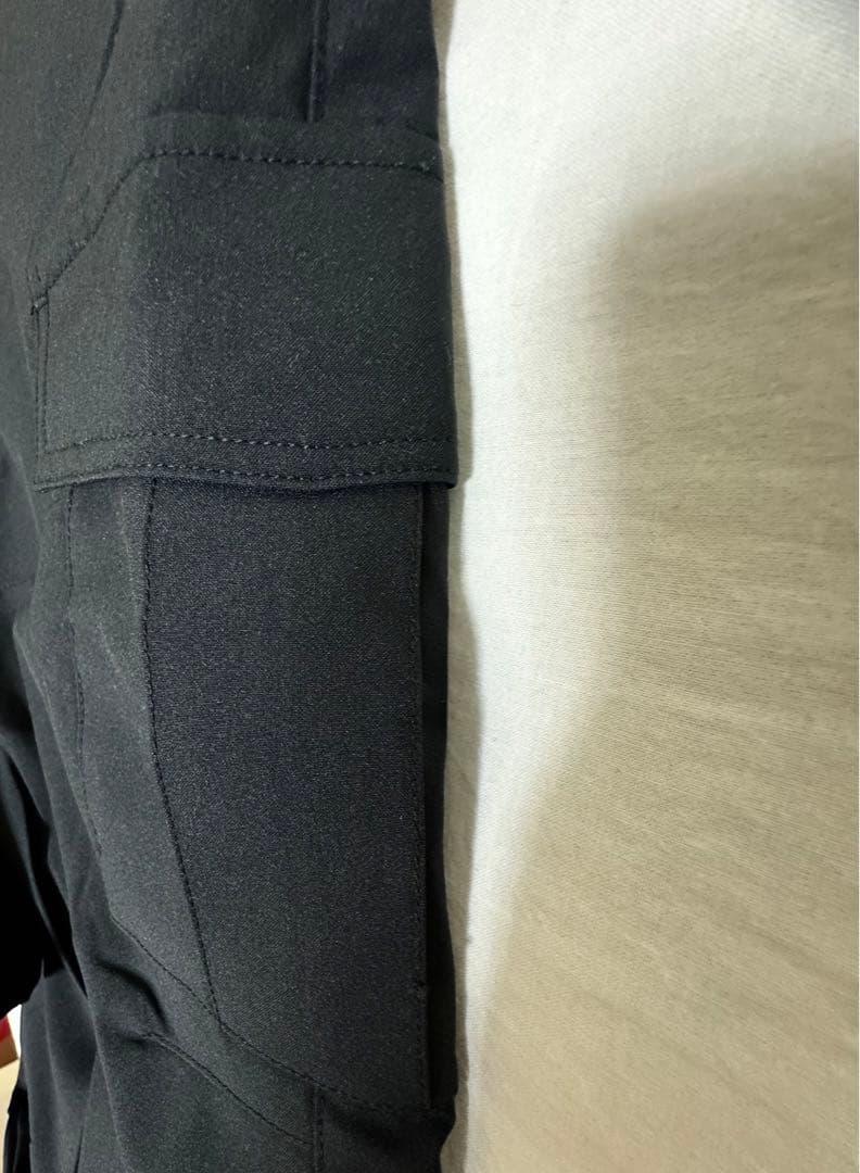 『値下げ』新品！高機能なスノービフパンツ　Lサイズ
