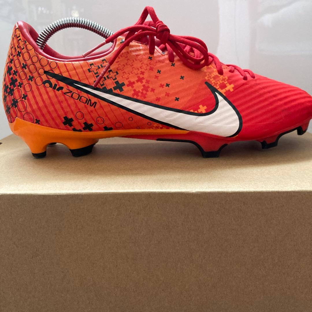NIKE マーキュリアル ヴェイパー 15 アカデミー MDS