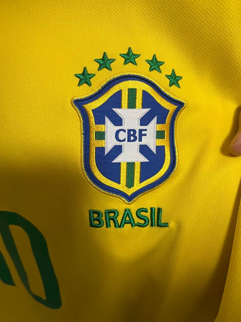[国内正規品] 2018年ブラジル代表 ネイマール　Mサイズ