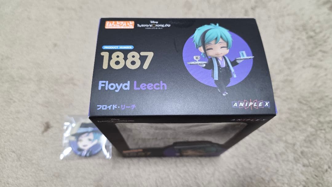 ツイステ フロイド ねんどろいど フィギュア 特典 缶バッジ オクタヴィネル