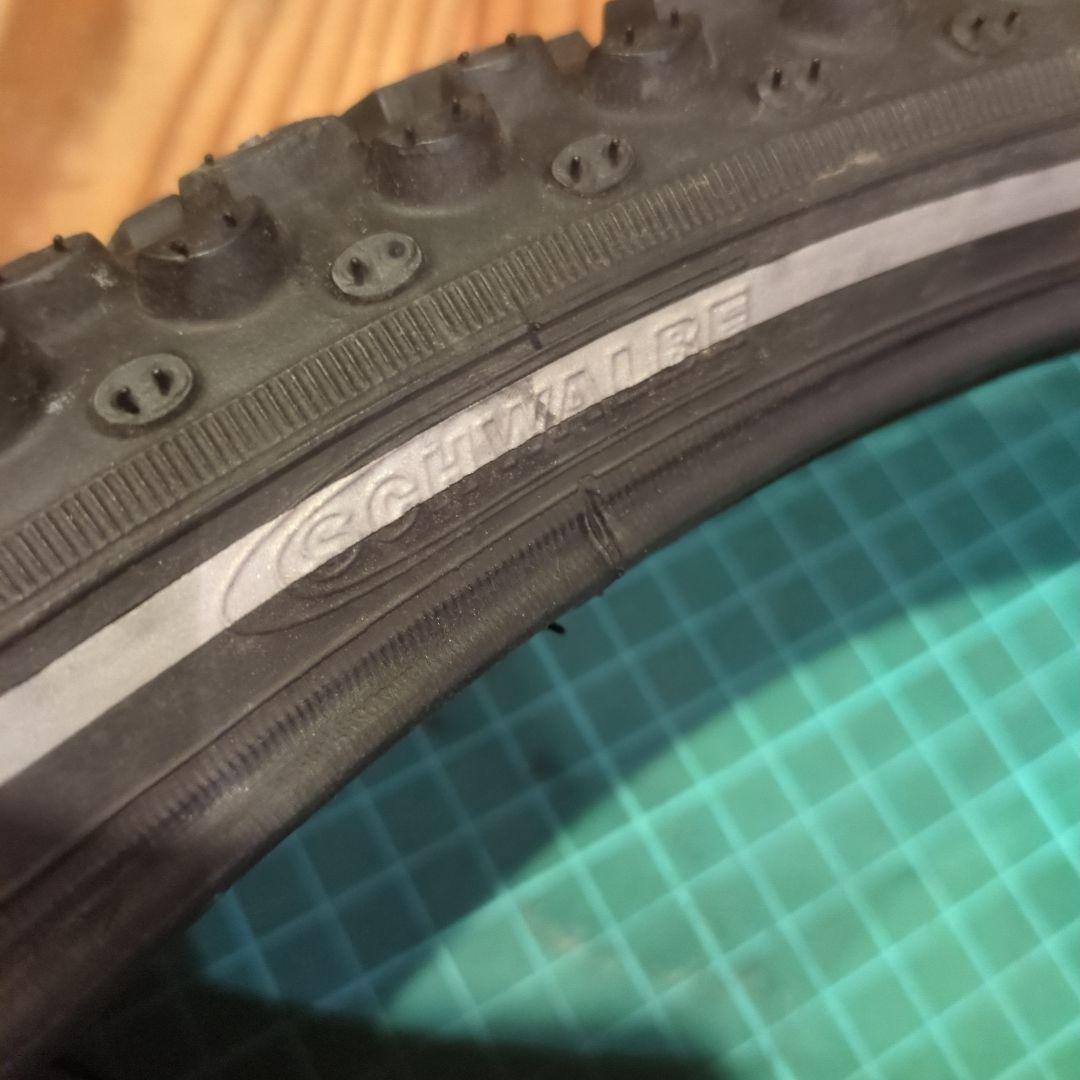 自転車 スパイクタイヤ　SCHWALBE.SPIKES.26-1.9