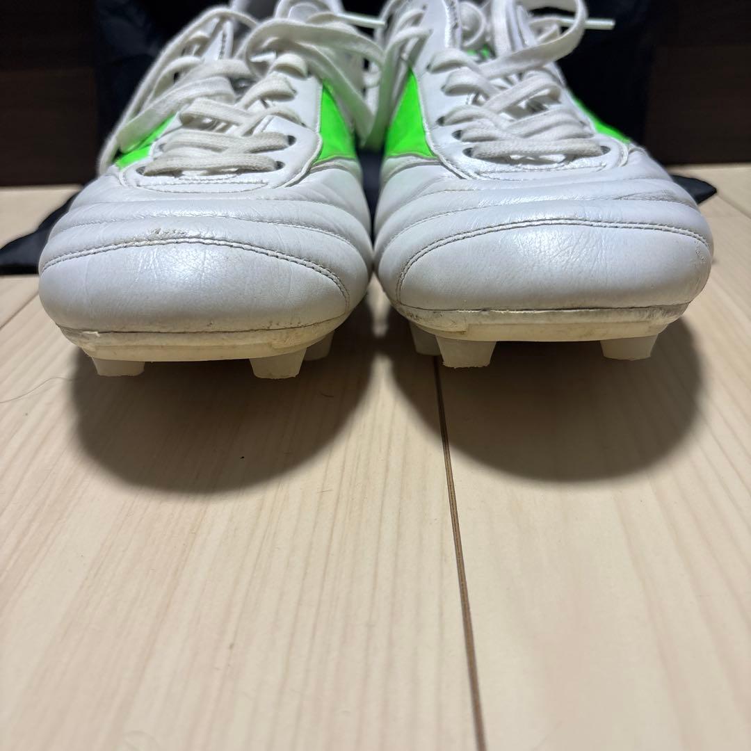 MORELIA サッカーシューズ スパイク ホワイト/グリーン