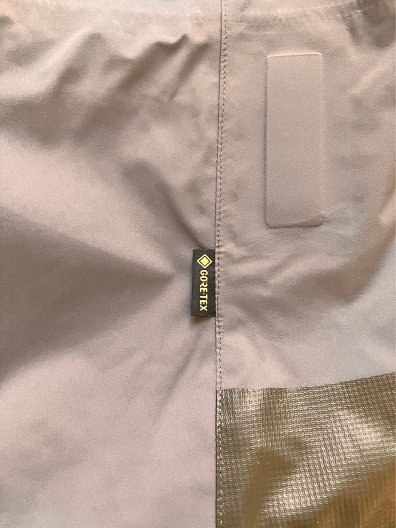 Volcom gore tex guide パンツ　Mサイズ