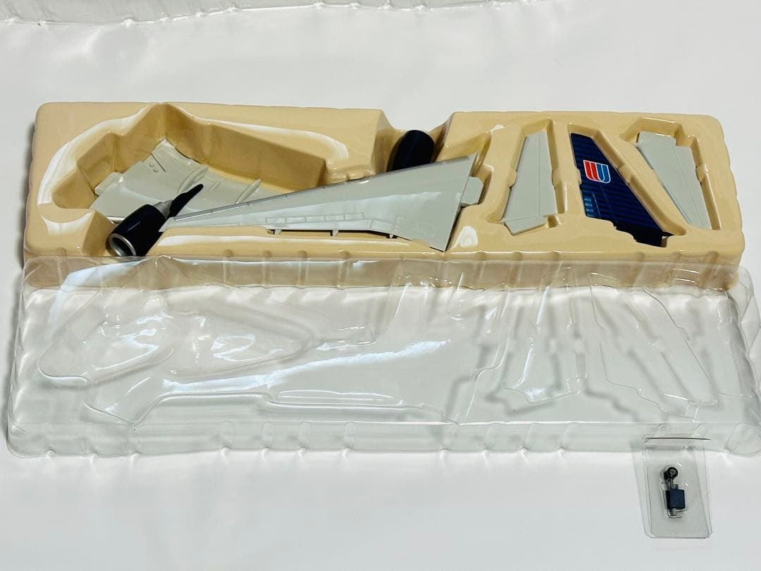 hogan 1/200 ユナイテッド航空 Boeing 777-200
