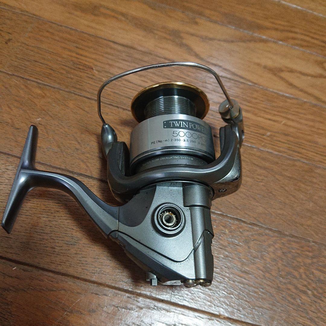 TWIN POWER 5000PG スピニングリール　部品どりそれとも修理