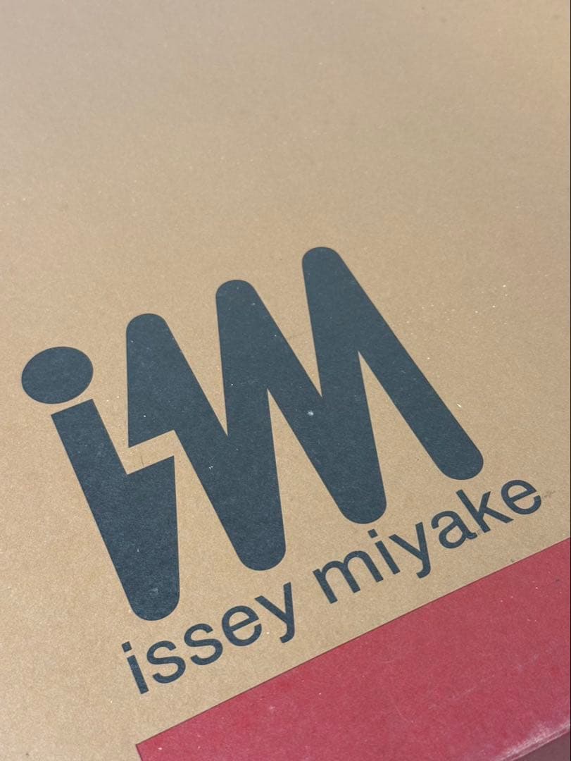 イッセイミヤケ（ISSEY MIYAKE） 肌布団