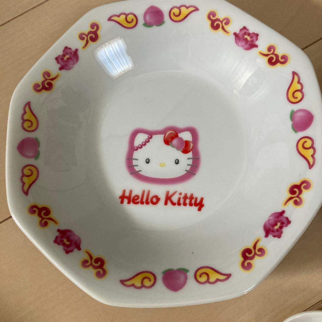 ハローキティ 八角形皿　レンゲ セット
