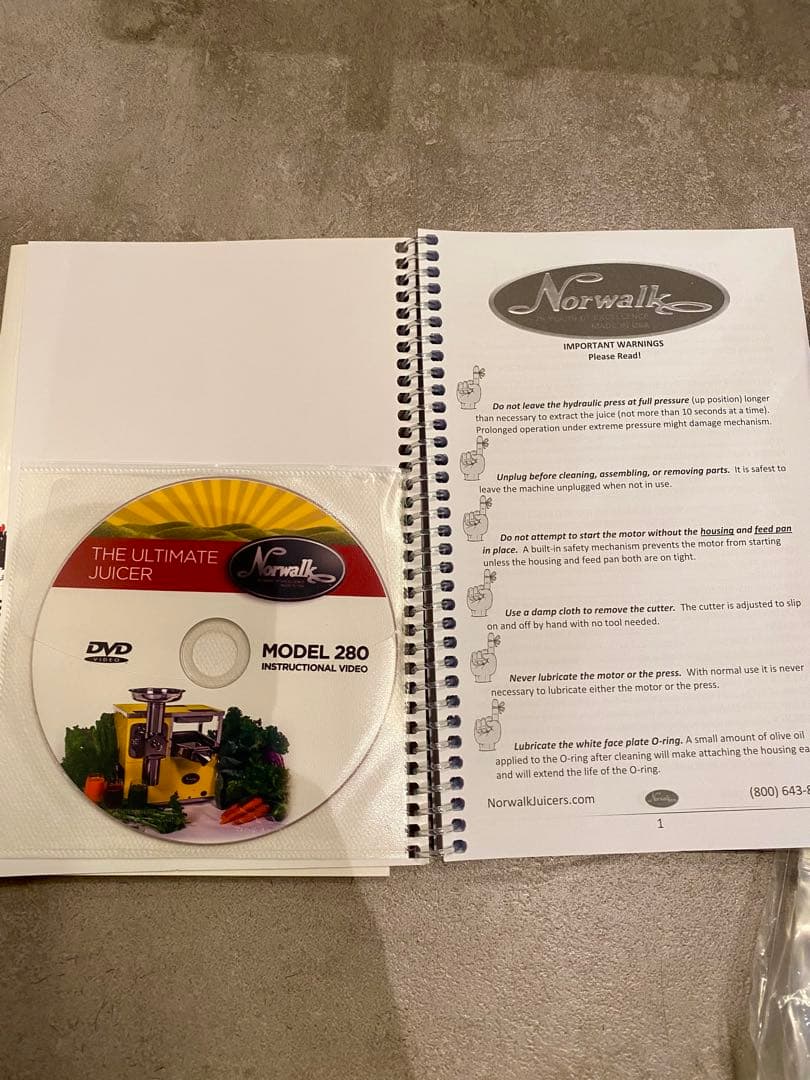 美品Norwalk（ノーウォーク）コールドプレスジューサー※直輸入正規品