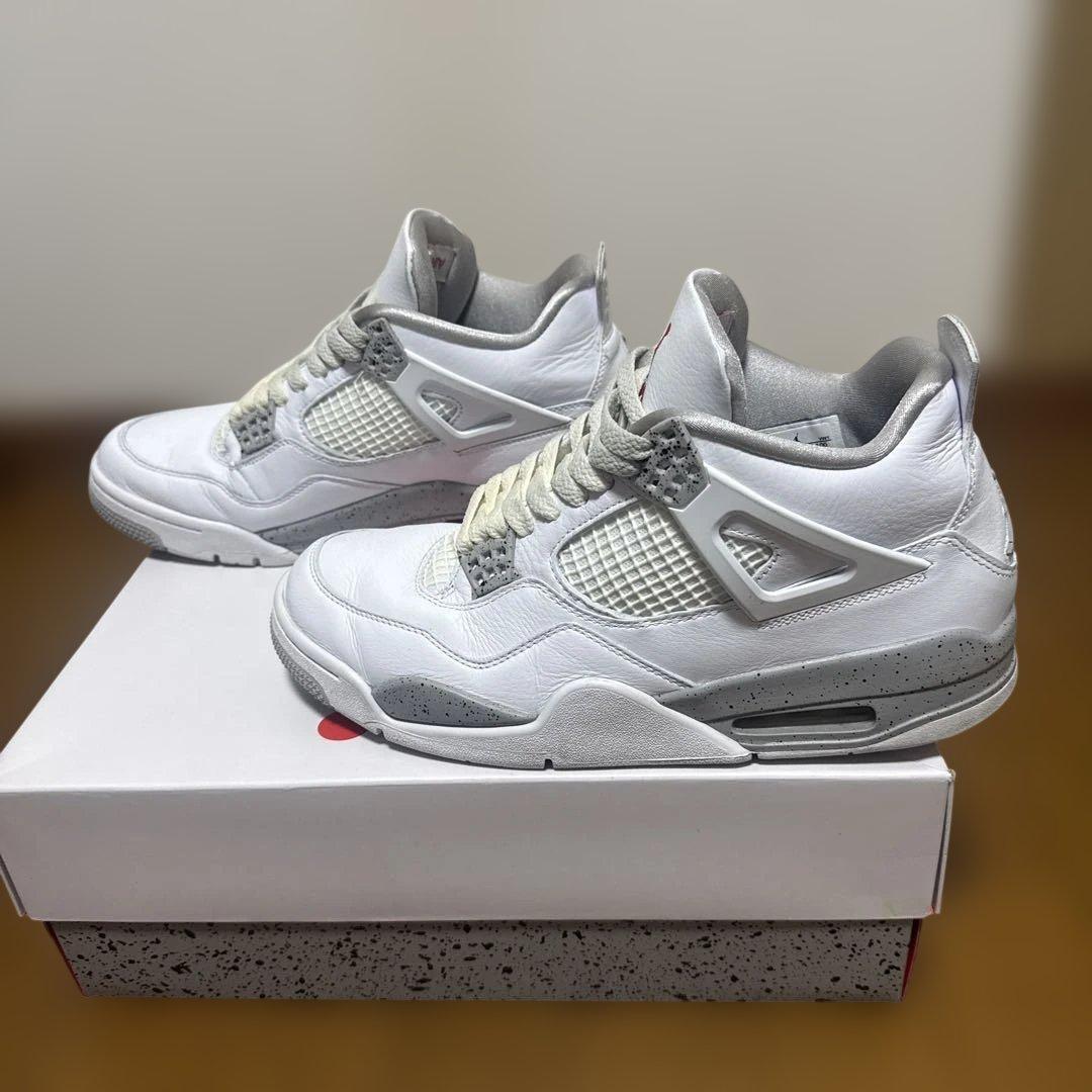 Air Jordan 4 ホワイト/グレー RETRO