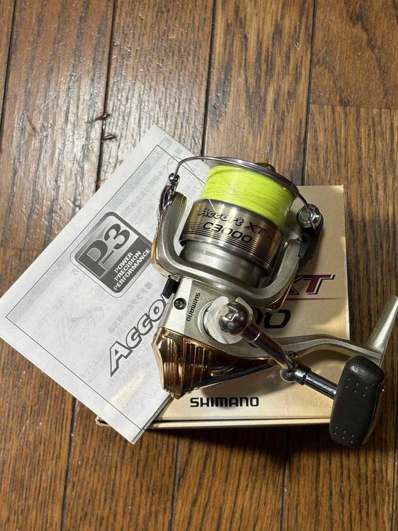 SHIMANO Accort XT C3000 スピニングリール
