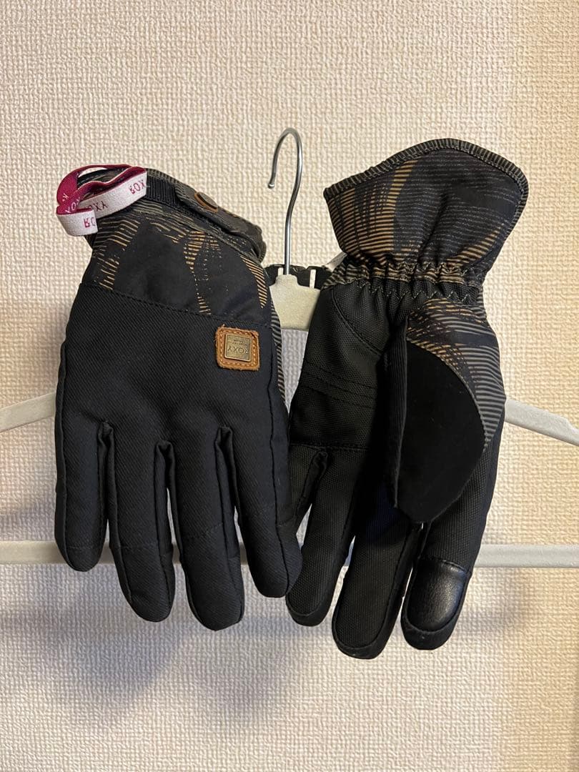 ロキシー　ブラックスノーボードウェア（ファー付き）
