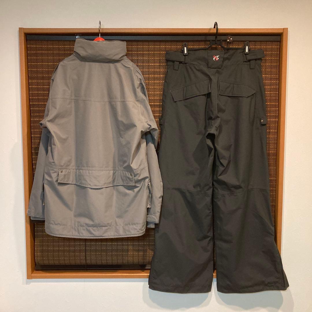 ダイワ　ゴアテックス　雨ガッパ(カッパ) ツーピース　中古品(防水、透湿) L寸
