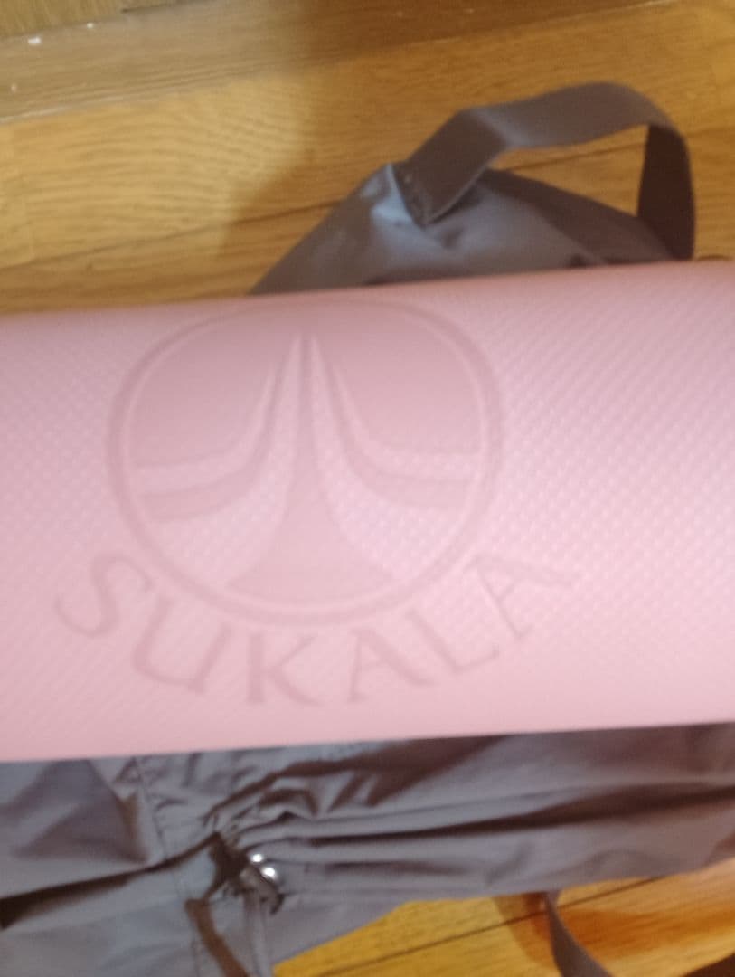 未使用！SUKALAスカーラリバーシブルヨガマット4ミリと未使用マットケース