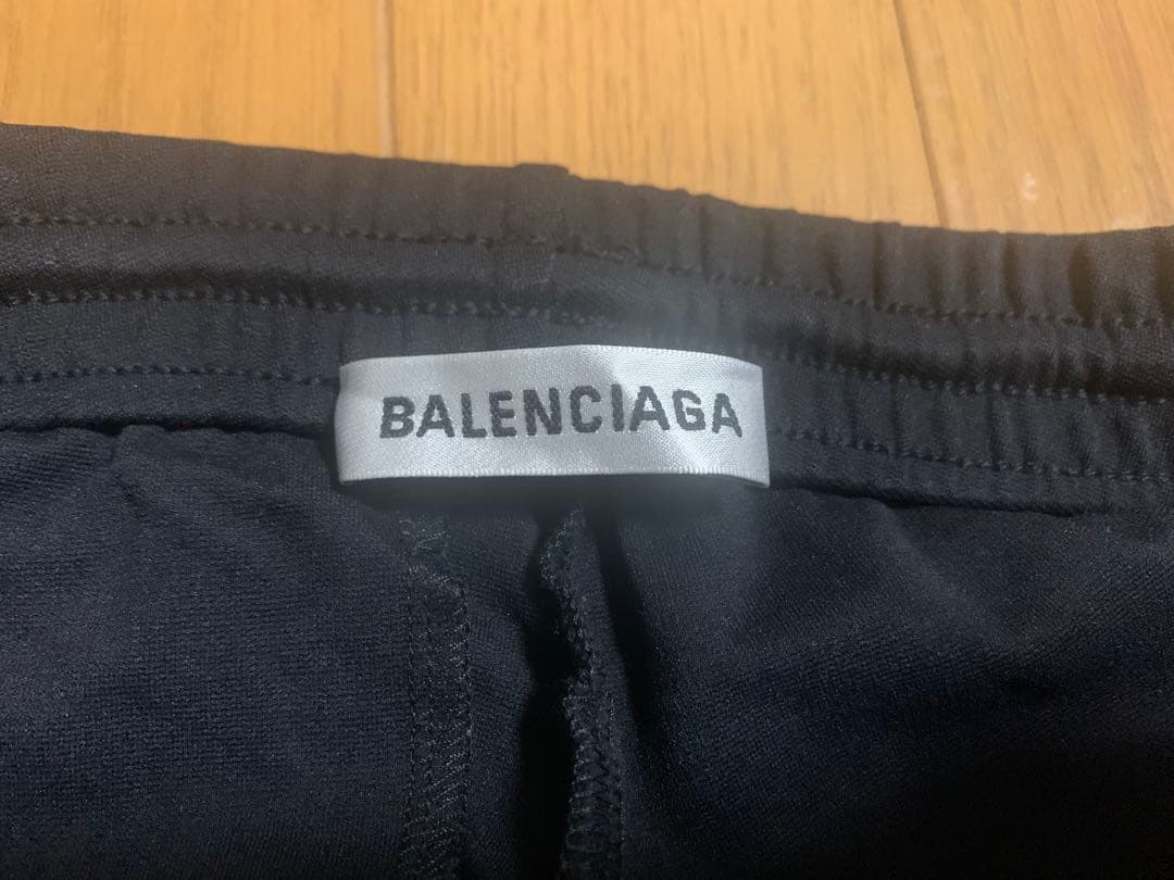 BALENCIAGA バレンシアガ トラックパンツ サイドライン ロゴ 刺繍
