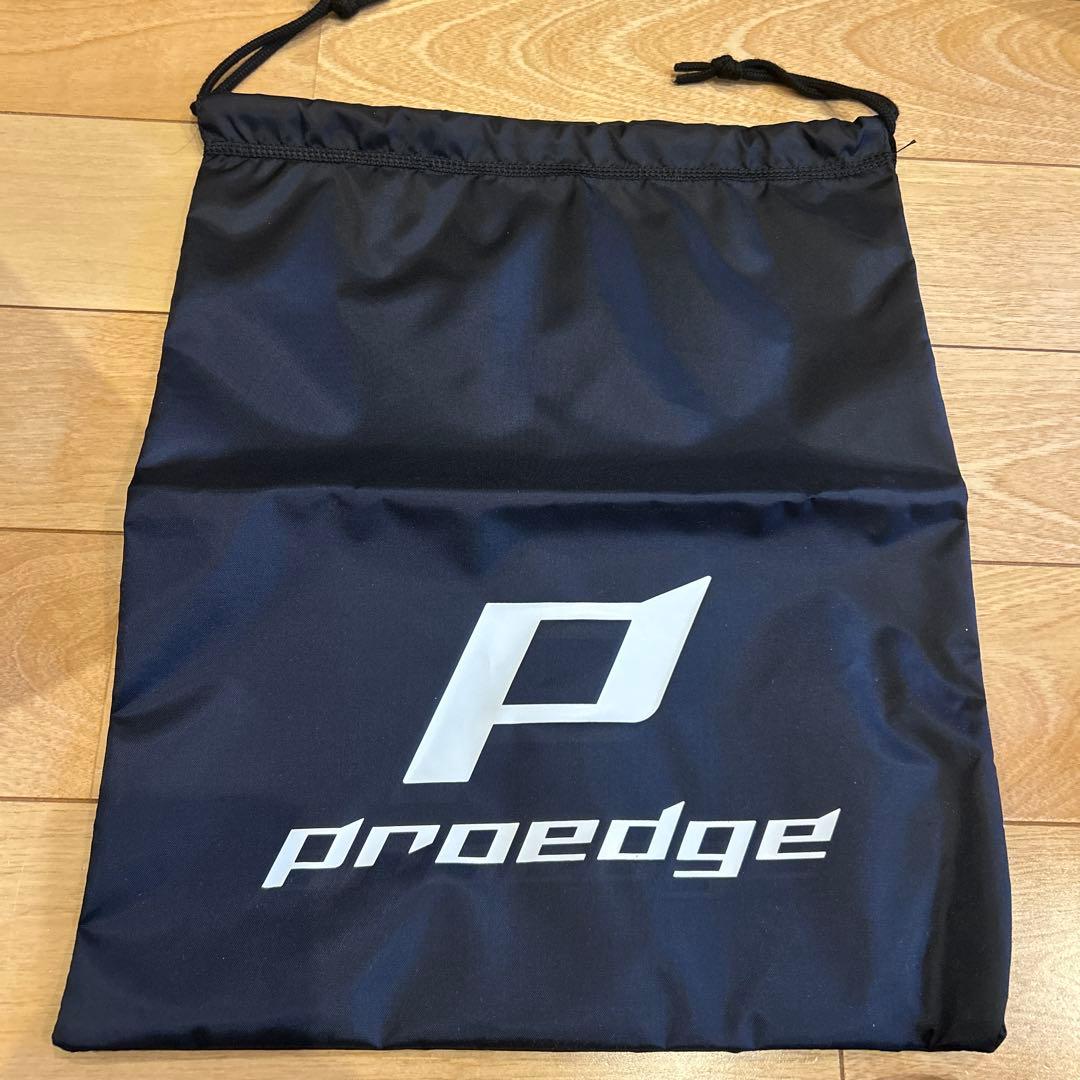 サイズ26.5の野球用スパイク（金具）です。