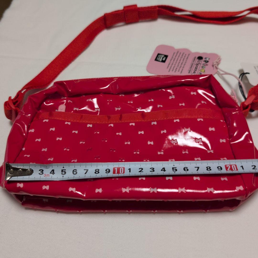 LeSportsac サンリオ リボン模様の赤いショルダーバッグ