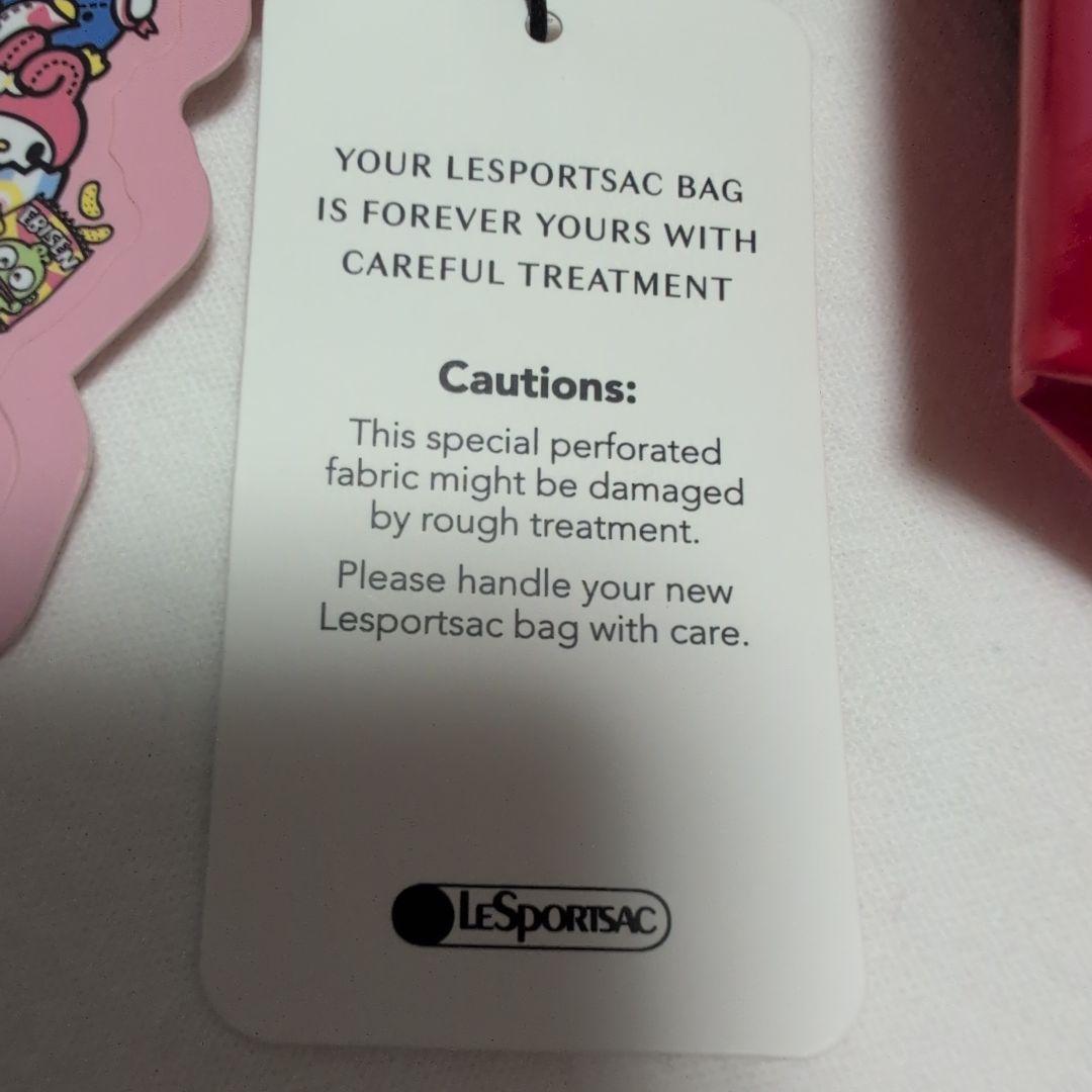LeSportsac サンリオ リボン模様の赤いショルダーバッグ