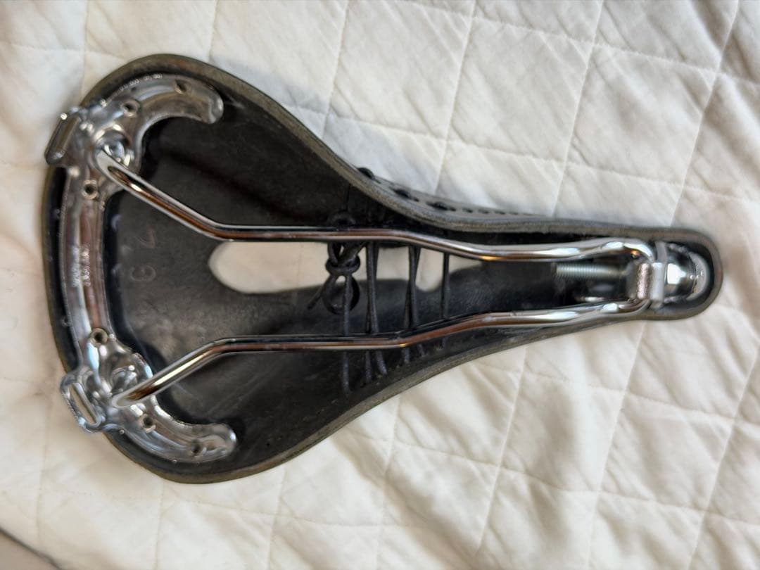 BROOKS B17 Imperial 穴開きサドル ブラック