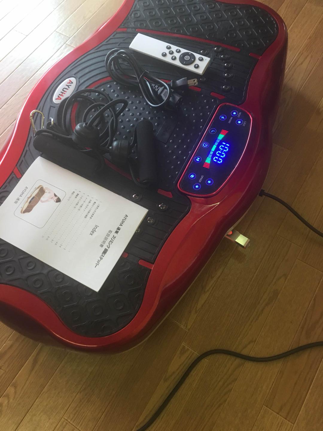 Ayuha スリミング 振動ステッパー　X字型　音楽プレイヤー機能付レッド