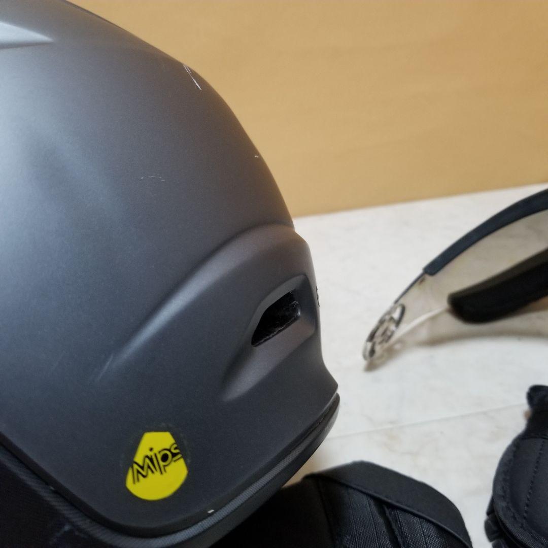 Escapeさん専用　GIRO VUE MIPS レンズ一体型ヘルメット 訳あり