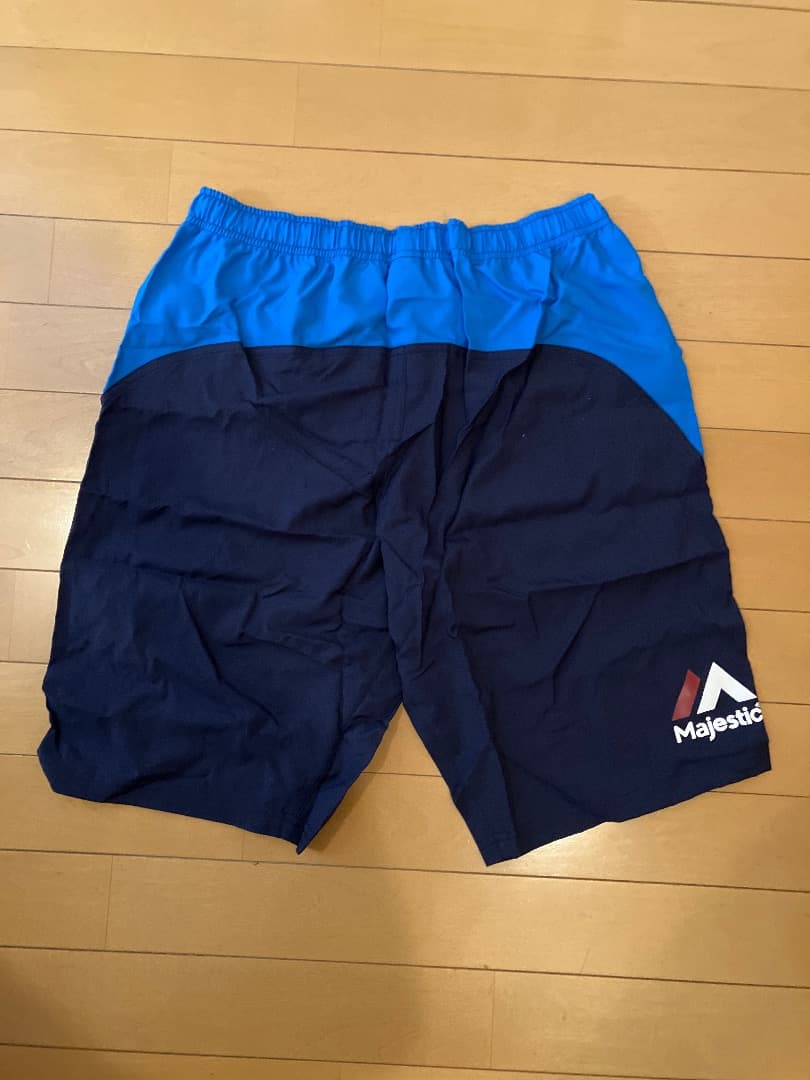 マジェスティック　オーセンテック　埼玉西武ライオンズ　ハーフパンツ