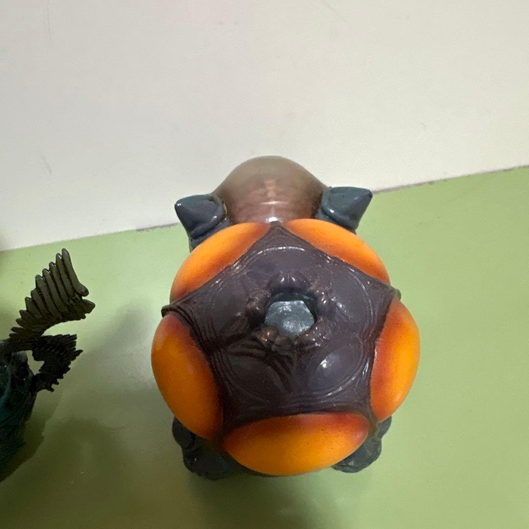 異形のピカチュウ フシギダネ エイリアン コラボ　フィギュア