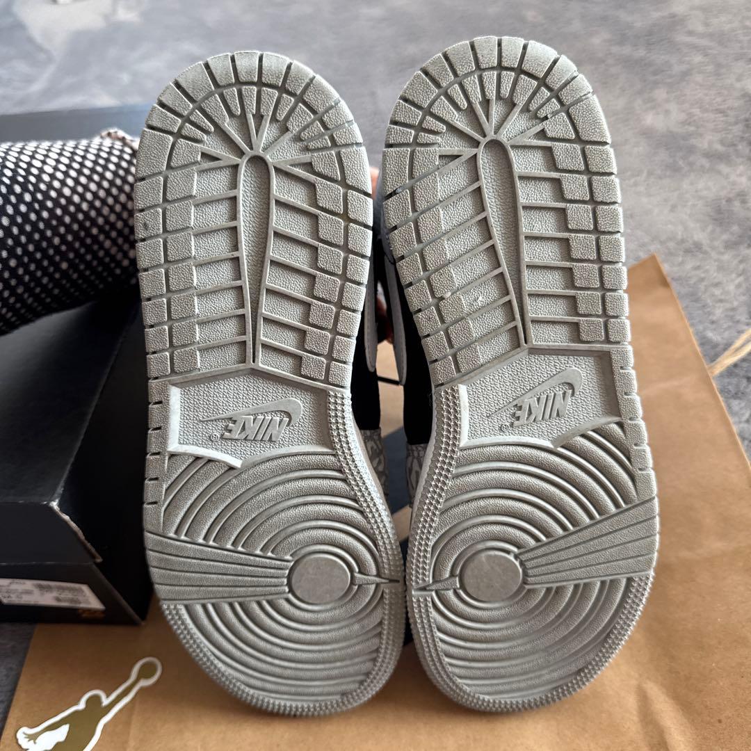シューズ(女性用) Nike Air Jordan1 MID SE Elephant Toe