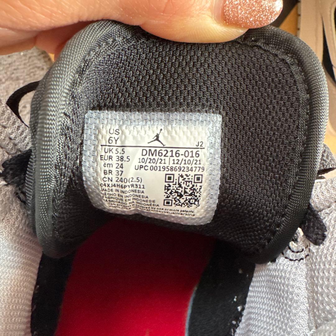 シューズ(女性用) Nike Air Jordan1 MID SE Elephant Toe