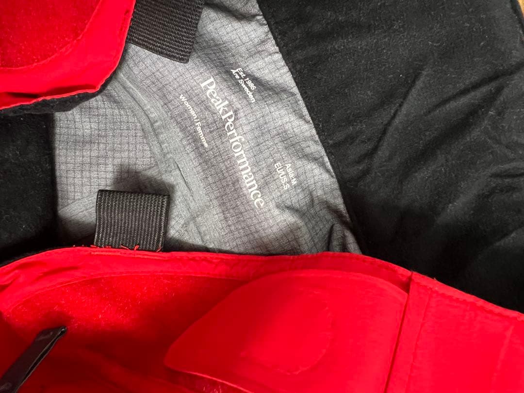 Peak performance GORE-TEX Proレッド スキーパンツ