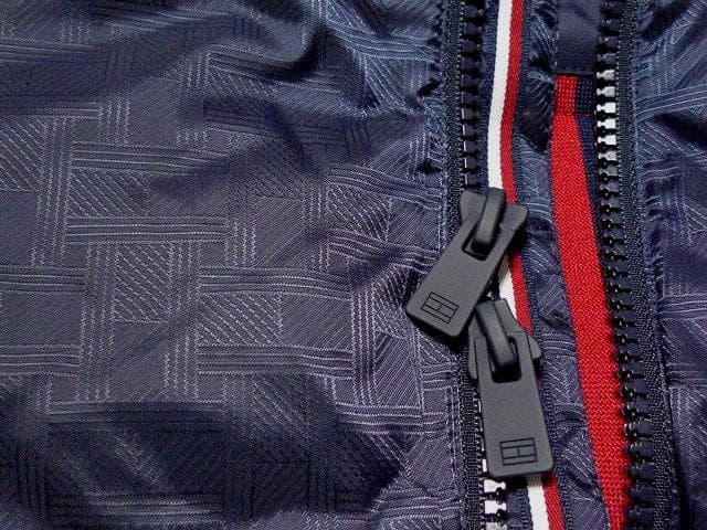 【大きい】2XL3XL日本サイズ位トミーヒルフィガーUSA限定ダウンジャケット