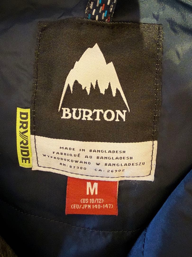 BURTON スキーウェア 上下セット Mサイズ　140
