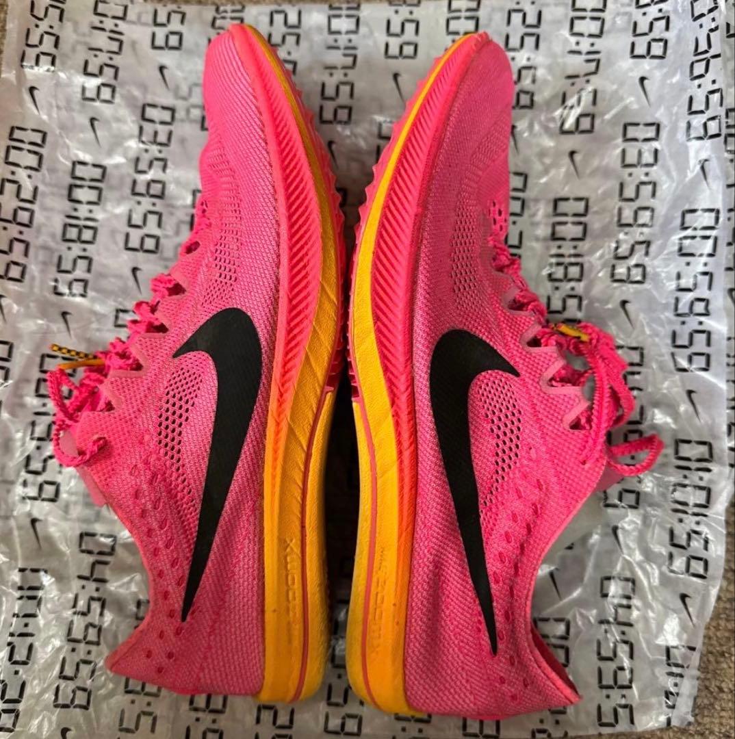 NIKE ドラゴンフライピンク＋ノースリブ＋ショートパンツ＋ブールジャケット