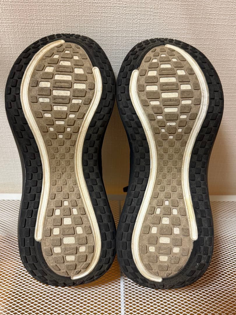 スパイク・シューズ NIKE ZOOM VOMERO PLUS 27cm