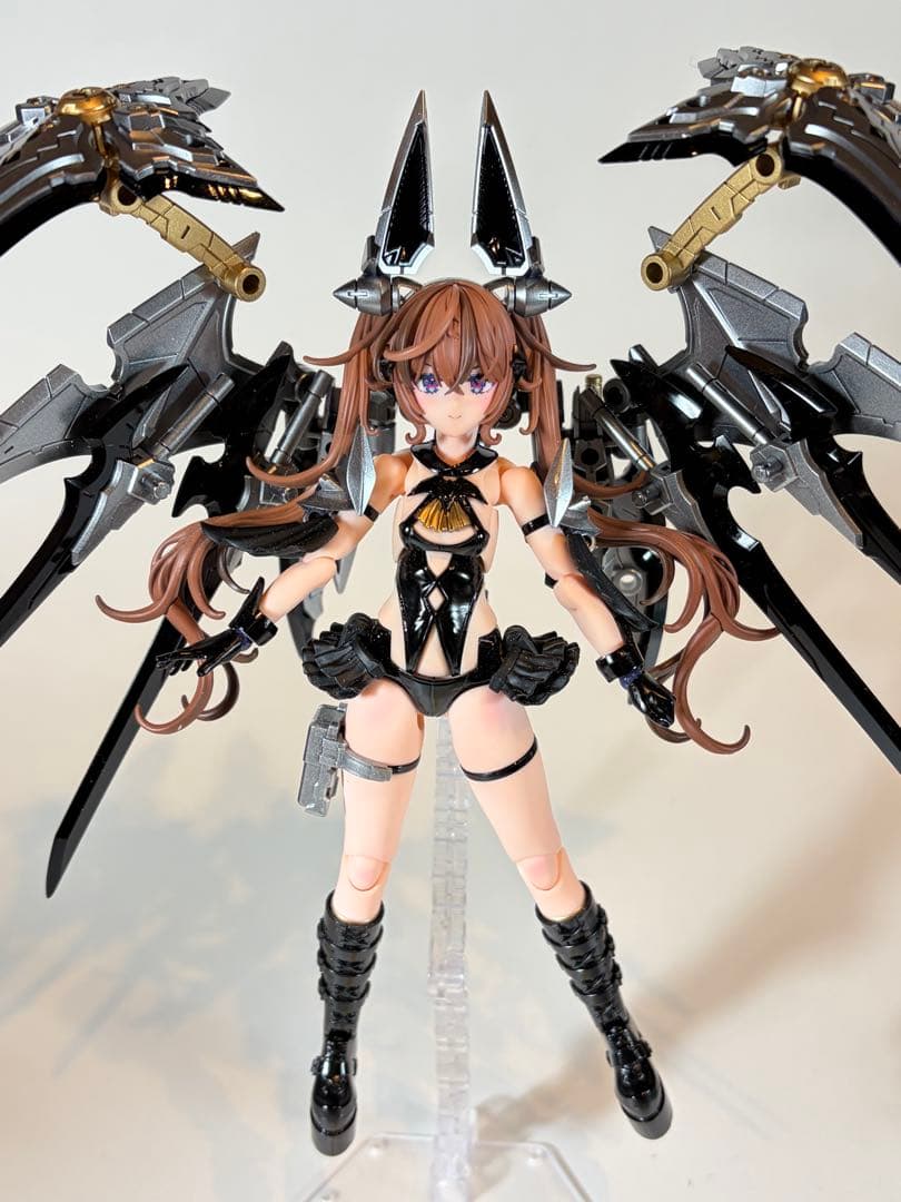 デザイアメイデン　レイダー　塗装済み完成品　メガミデバイス　コトブキヤ
