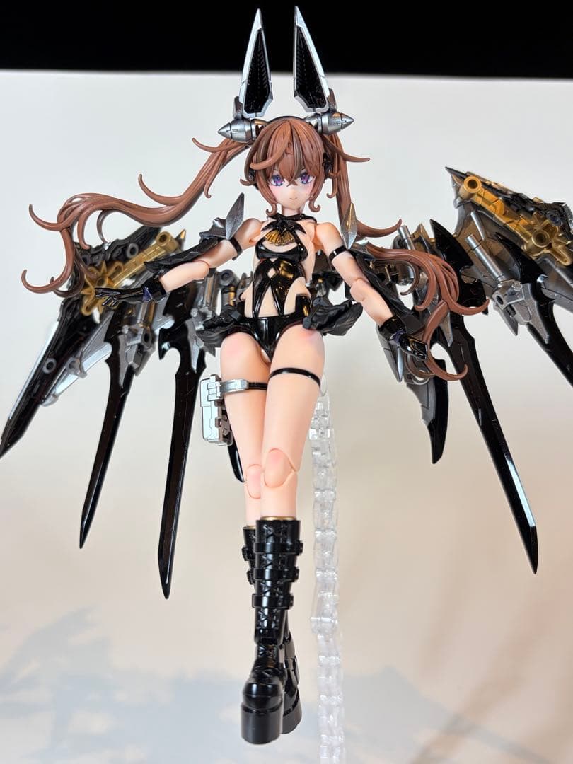 デザイアメイデン　レイダー　塗装済み完成品　メガミデバイス　コトブキヤ
