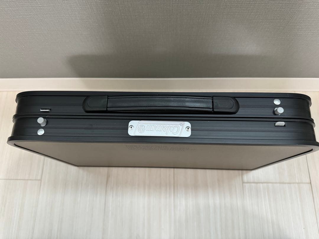 【美品】【終売品】COLEMAN 別注ミニテーブルプラス アーバンリサーチ