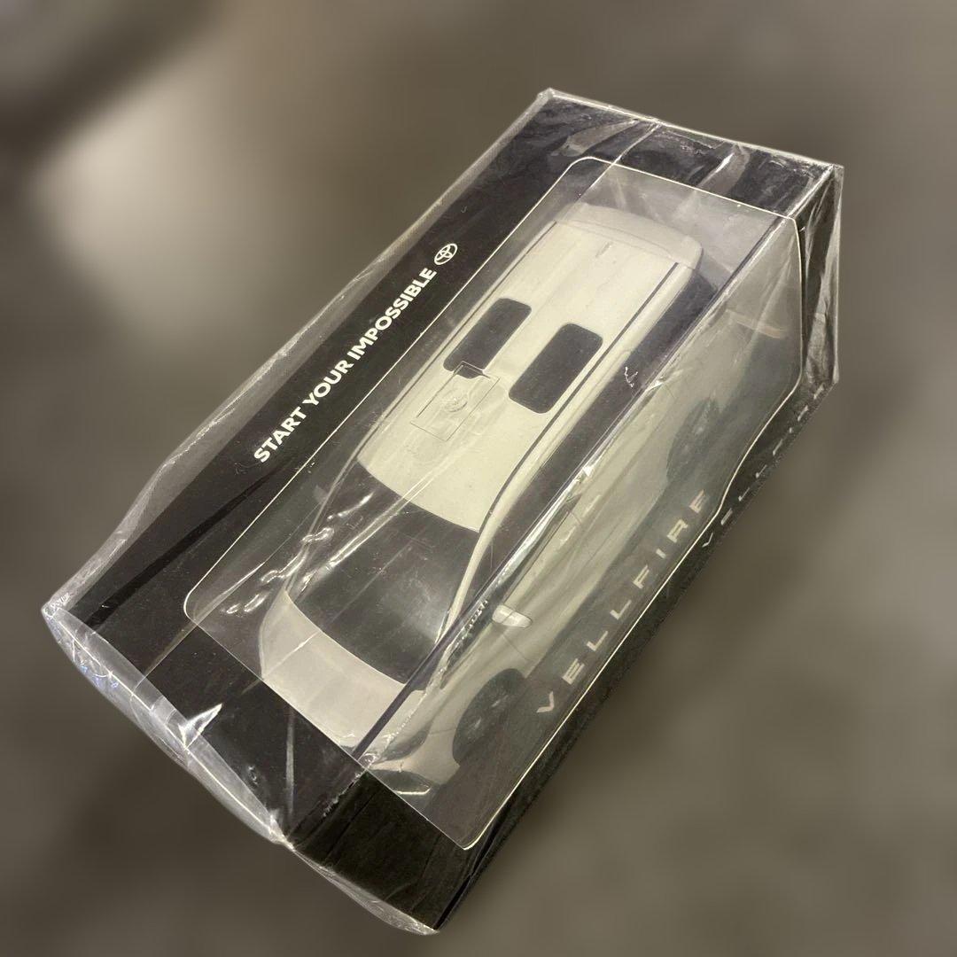 S*8様 新品未開封　40系ヴェルファイア　非売品　ミニカー