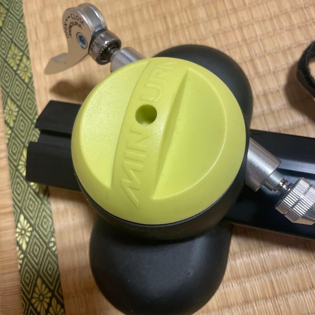 サイクルホルダー ミノウラ　モデリスタ MODELLISTA プラド用 トヨタ
