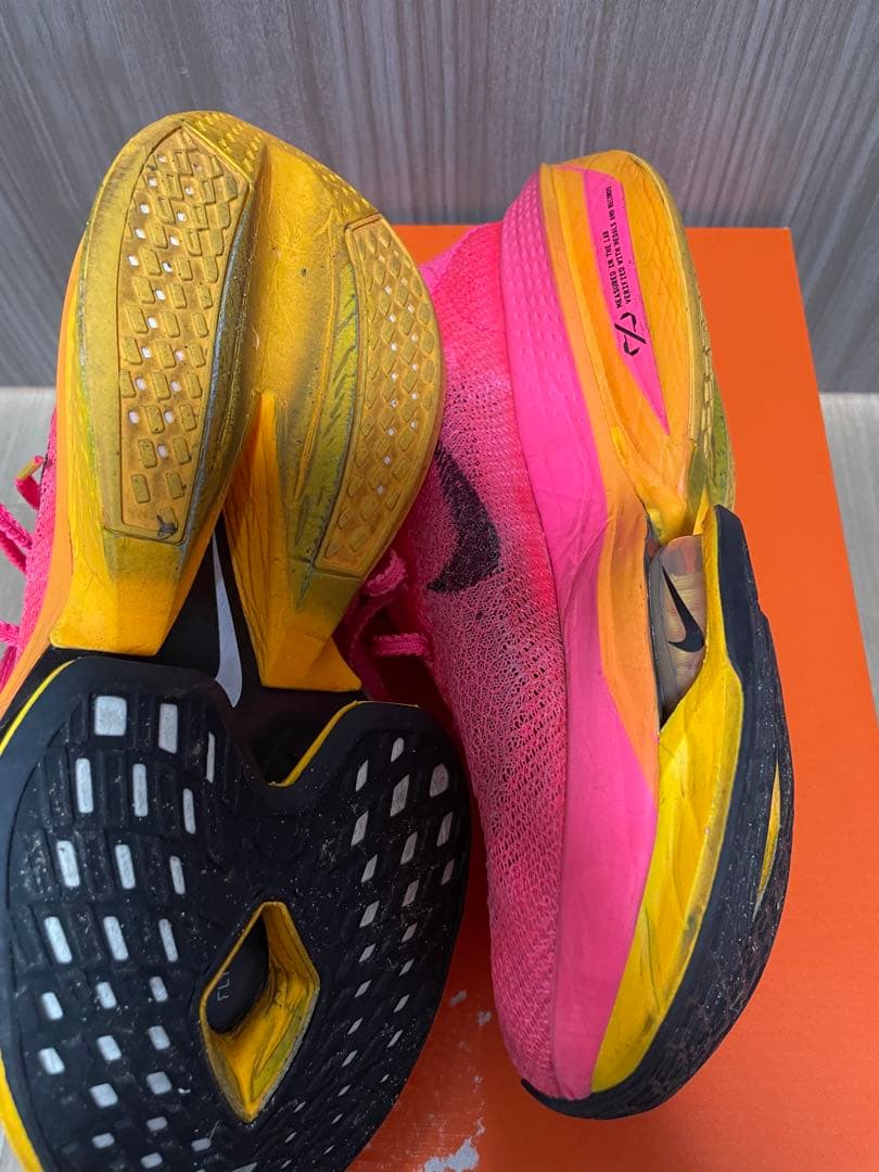 Nike アルファフライ2