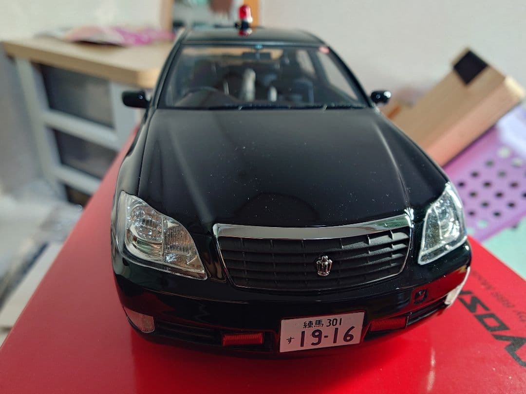 イグニッションモデル 1/18 クラウン 警視庁 交通機動隊