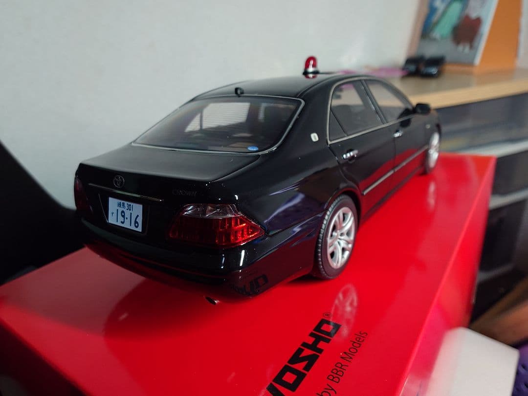 イグニッションモデル 1/18 クラウン 警視庁 交通機動隊