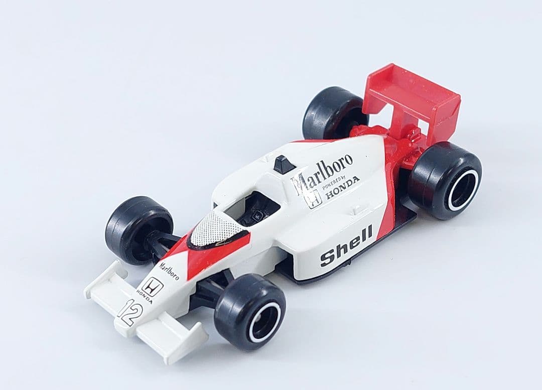 トミカ マクラーレン Ｆ１　日本製