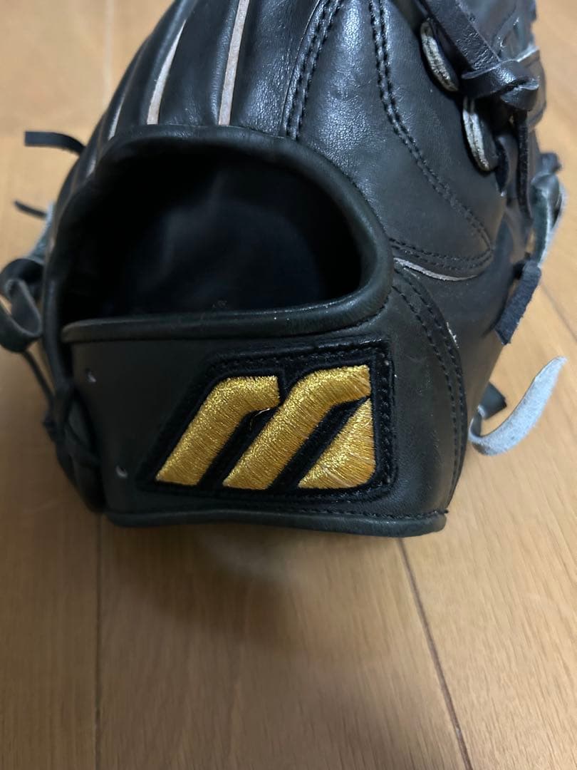 ミズノプロ　硬式内野用グローブ